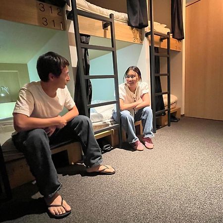 White Hostel Shinsaibashi Osaka Ngoại thất bức ảnh