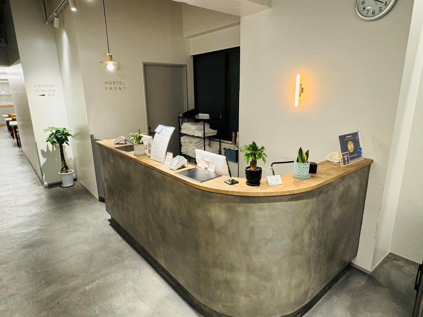 White Hostel Shinsaibashi Osaka Ngoại thất bức ảnh
